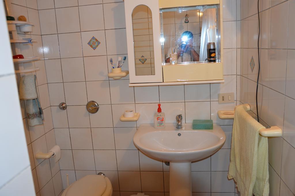 Casa Vacanze Scurati Villa Custonaci Szoba fotó