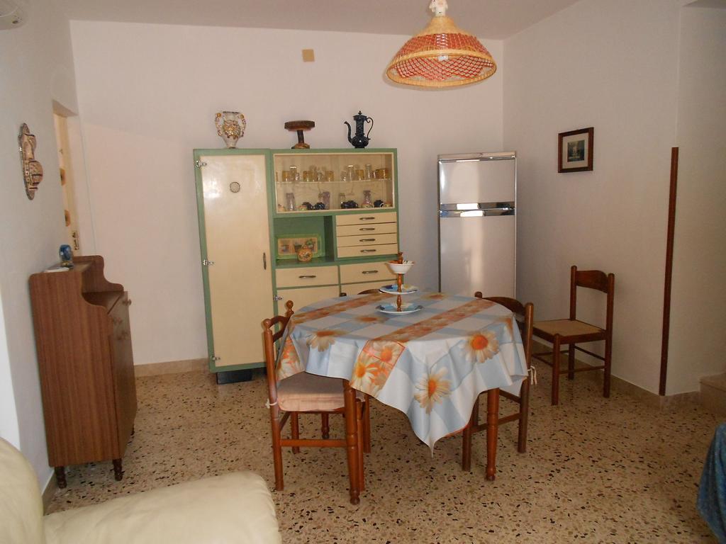 Casa Vacanze Scurati Villa Custonaci Szoba fotó